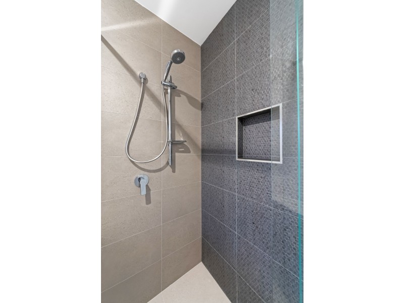 2 Pilgrim Place, Southport QLD 4215