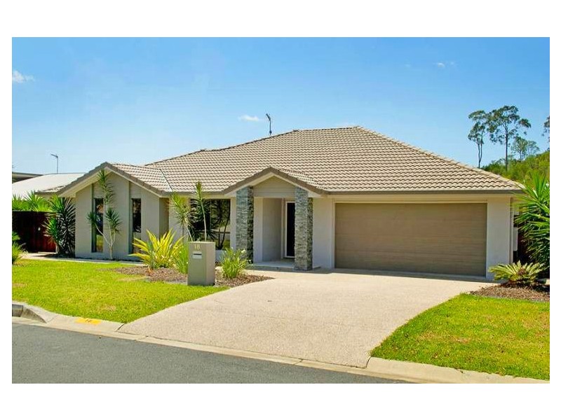 18 Elkins Street, Pacific Pines QLD 4211