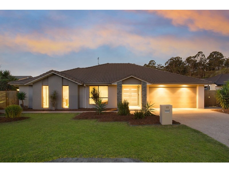18 Elkins Street, Pacific Pines QLD 4211