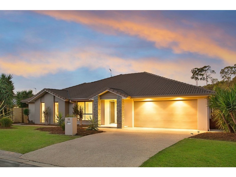 18 Elkins Street, Pacific Pines QLD 4211