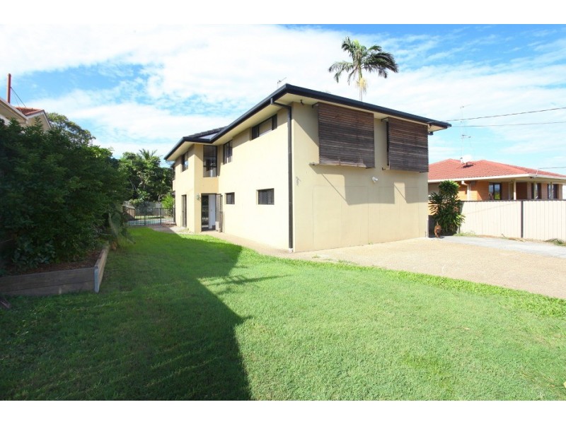 25 Tecoma Street, Southport QLD 4215