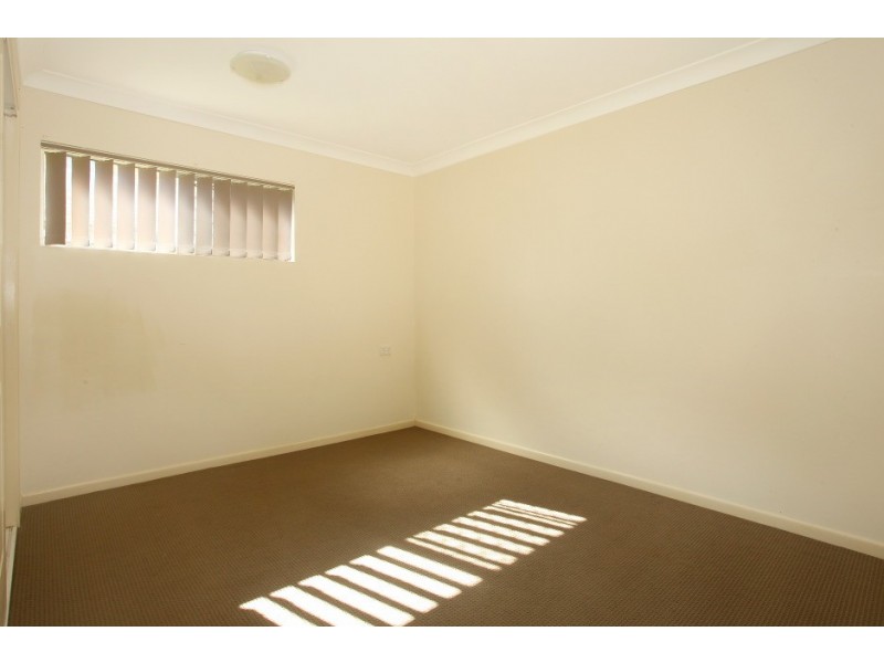 25 Tecoma Street, Southport QLD 4215