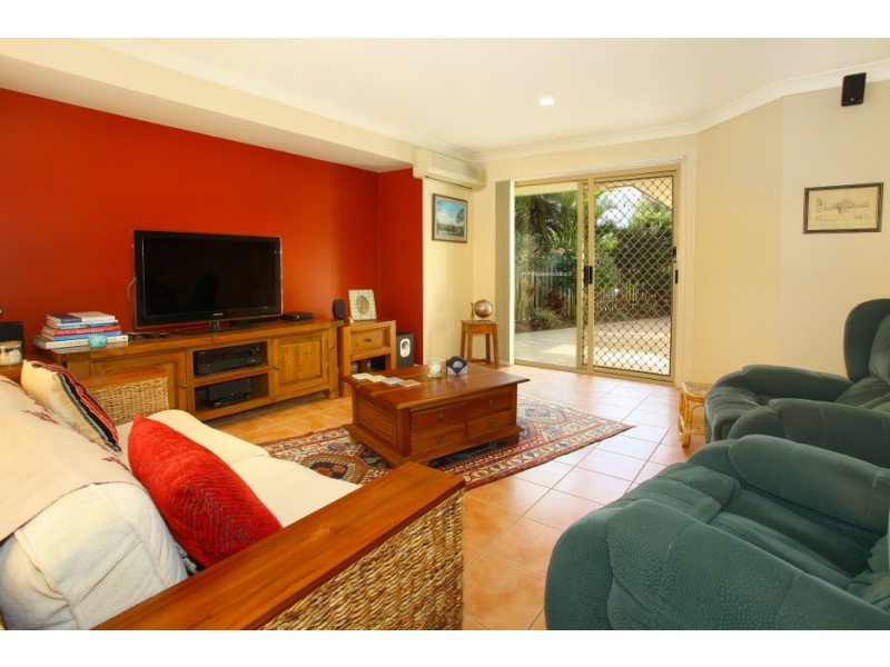 30 Ellis Drive, Mudgeeraba QLD 4213