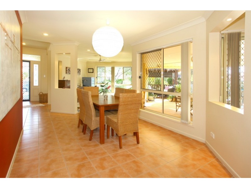 30 Ellis Drive, Mudgeeraba QLD 4213