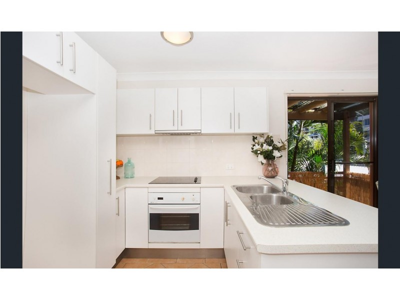 6/173 Surf Parade, Broadbeach QLD 4218