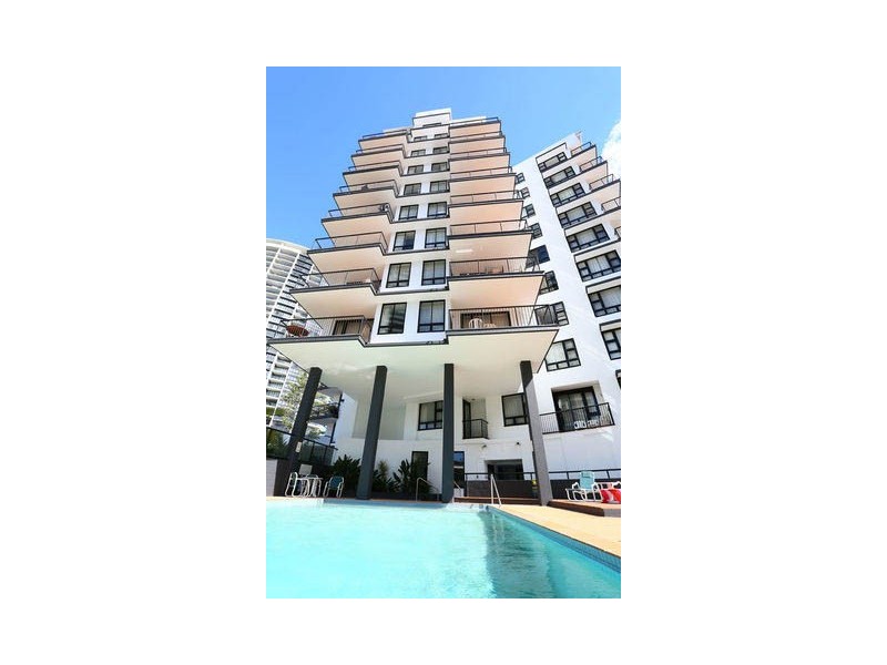 104/30 Surf Parade, Broadbeach QLD 4218