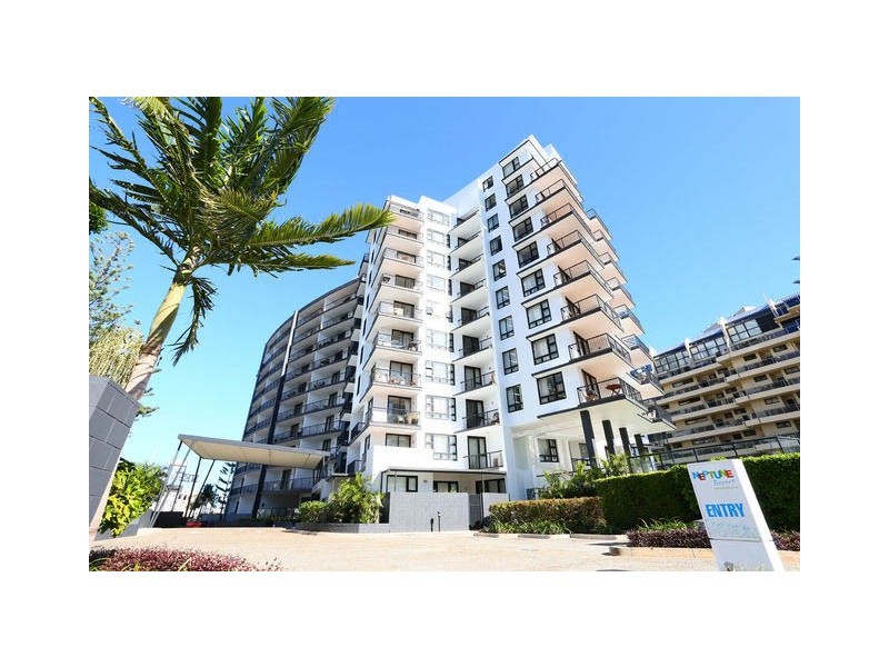 104/30 Surf Parade, Broadbeach QLD 4218