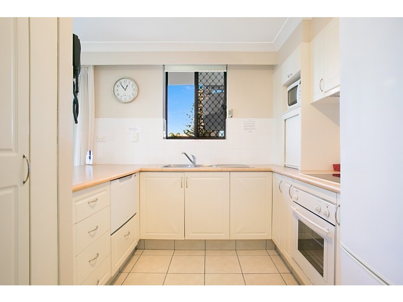 8 ‘Capricornia’ 121 Surf Parade, Broadbeach QLD 4218