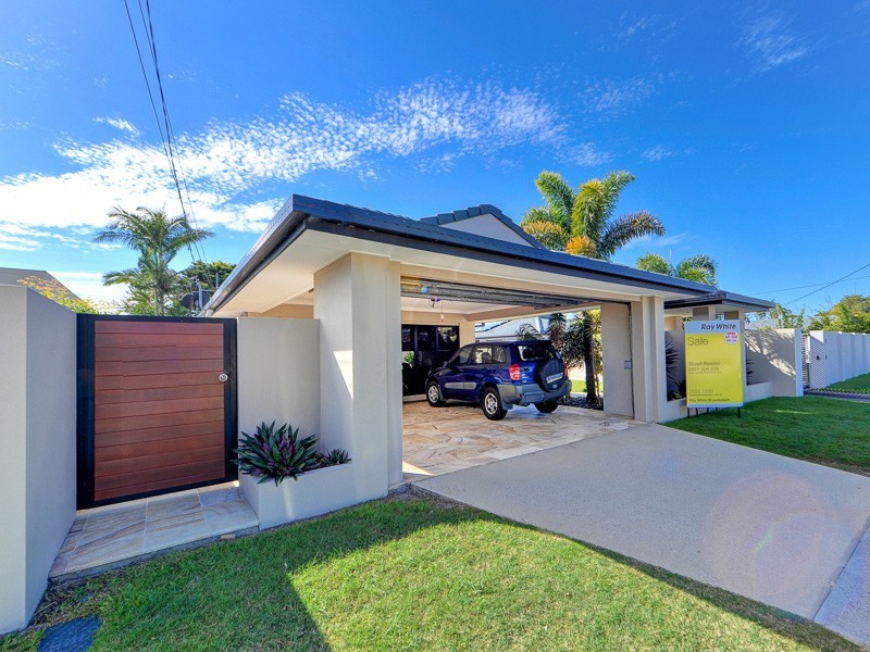 33 Allawah Street, Sorrento QLD 4217
