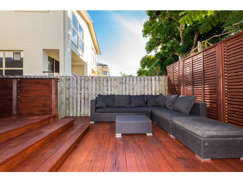 1/49 Palm Avenue, Surfers Paradise QLD 4217