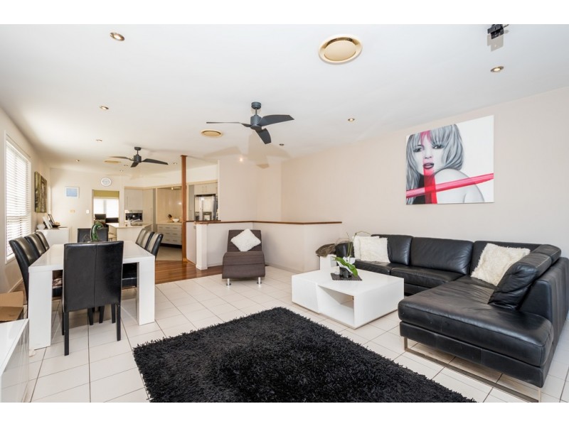 1/49 Palm Avenue, Surfers Paradise QLD 4217
