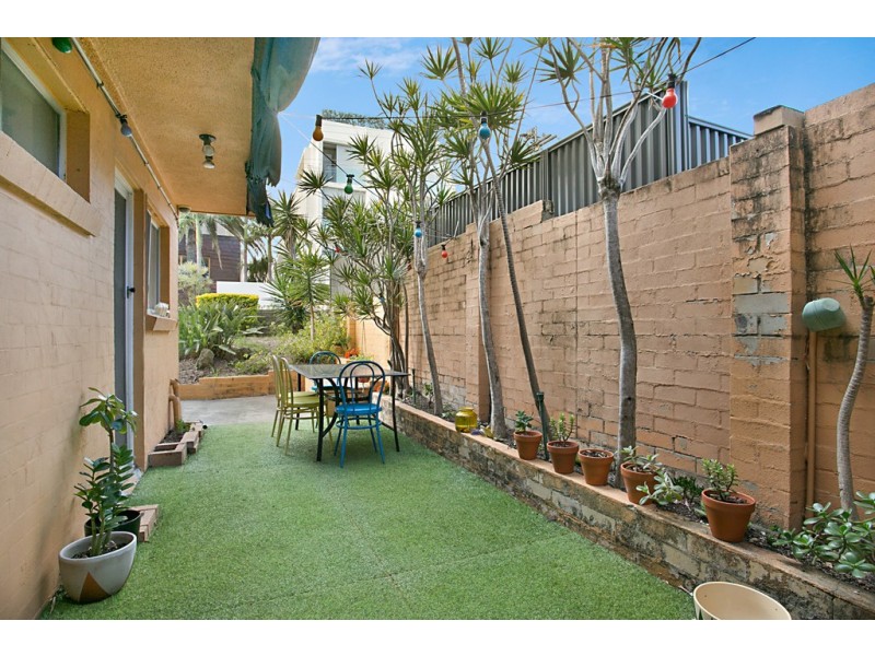 1/196 Hedges Avenue, Mermaid Beach QLD 4218