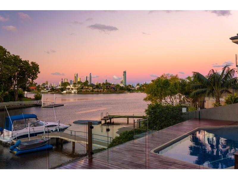 39 Blair Athol Crescent, Sorrento QLD 4217
