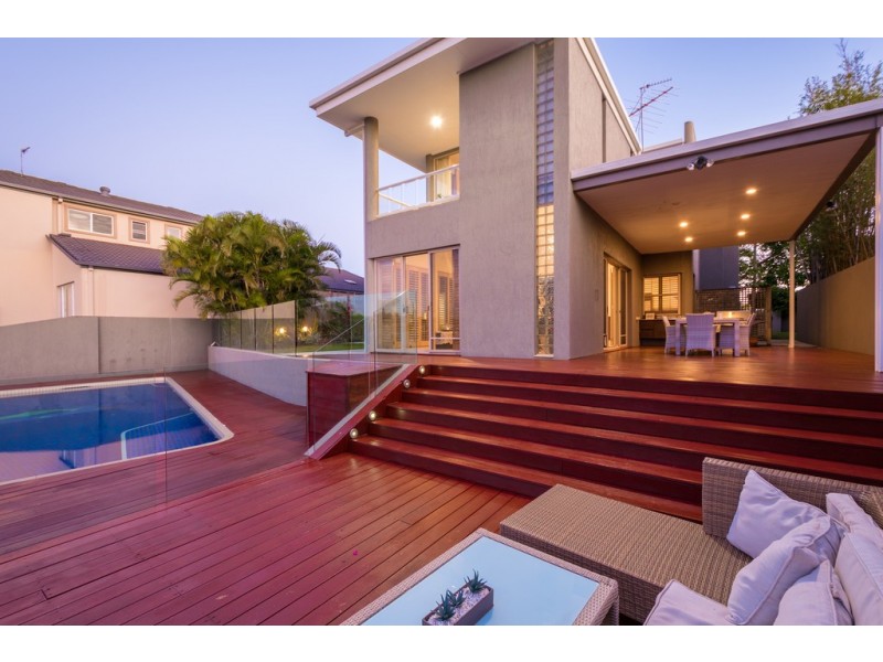 39 Blair Athol Crescent, Sorrento QLD 4217