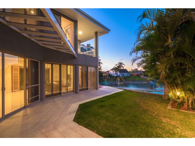 39 Blair Athol Crescent, Sorrento QLD 4217