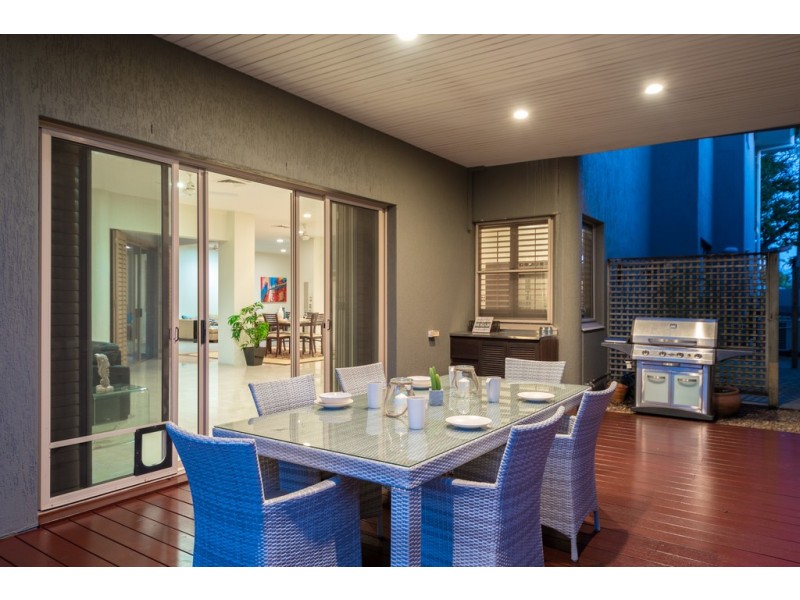 39 Blair Athol Crescent, Sorrento QLD 4217