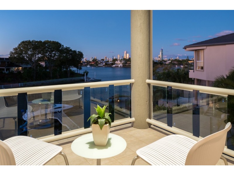 39 Blair Athol Crescent, Sorrento QLD 4217
