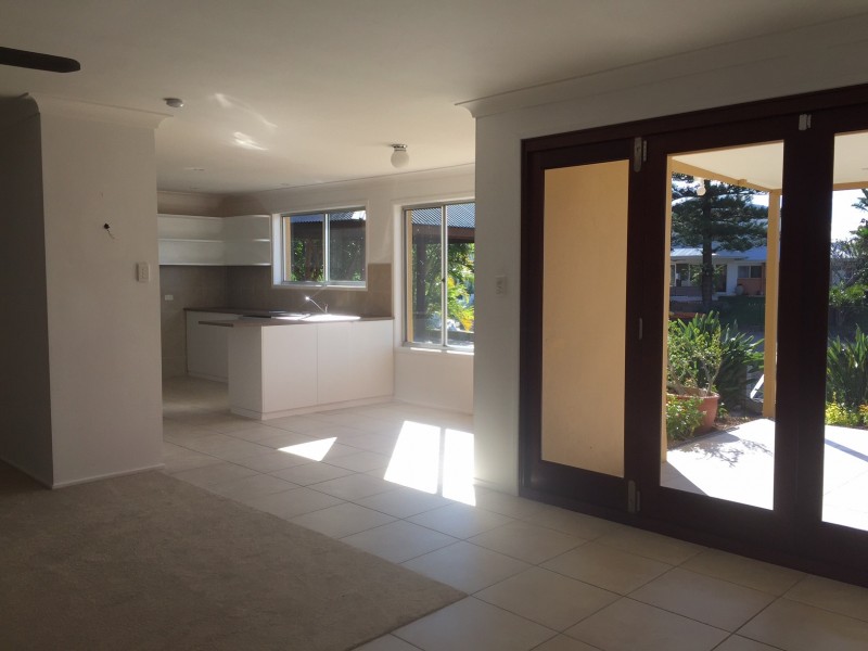 7 Monte Vista, Broadbeach Waters QLD 4218