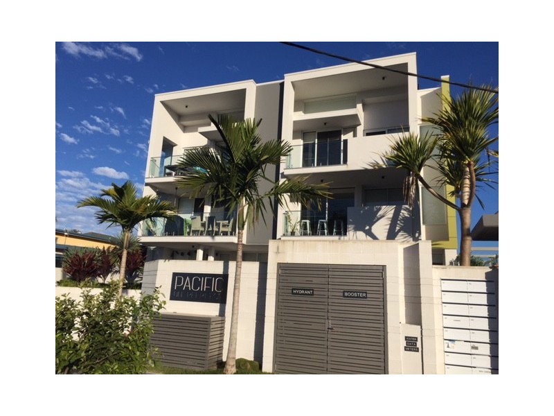 205/46-48 Peerless Ave, Mermaid Beach QLD 4218