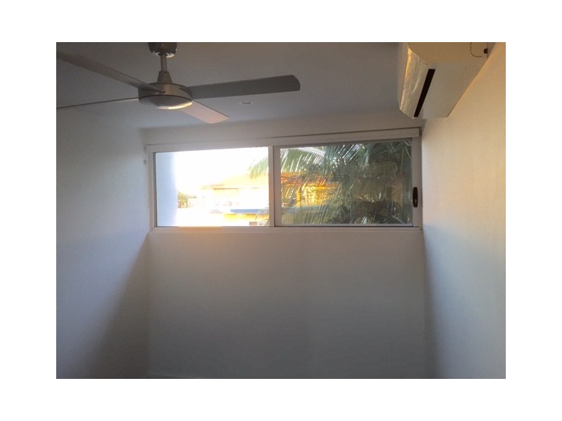 205/46-48 Peerless Ave, Mermaid Beach QLD 4218