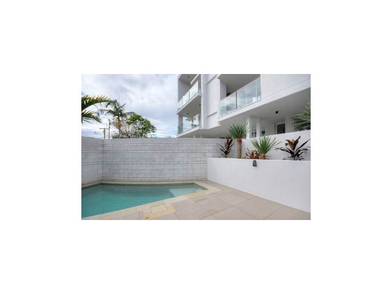 205/46-48 Peerless Ave, Mermaid Beach QLD 4218