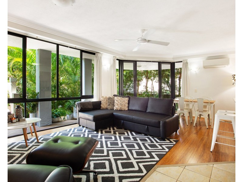 2/22 First Avenue ‘Toucan Beach’, Broadbeach QLD 4218