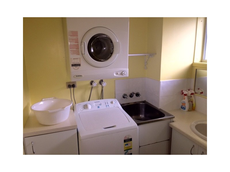 18/11 Frederick St, Surfers Paradise QLD 4217