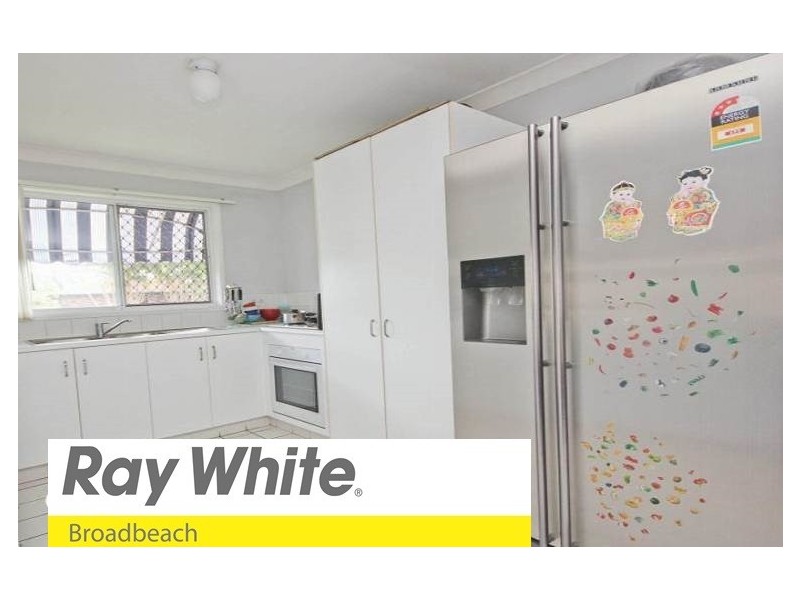 1/13 Coventry Court, Labrador QLD 4215