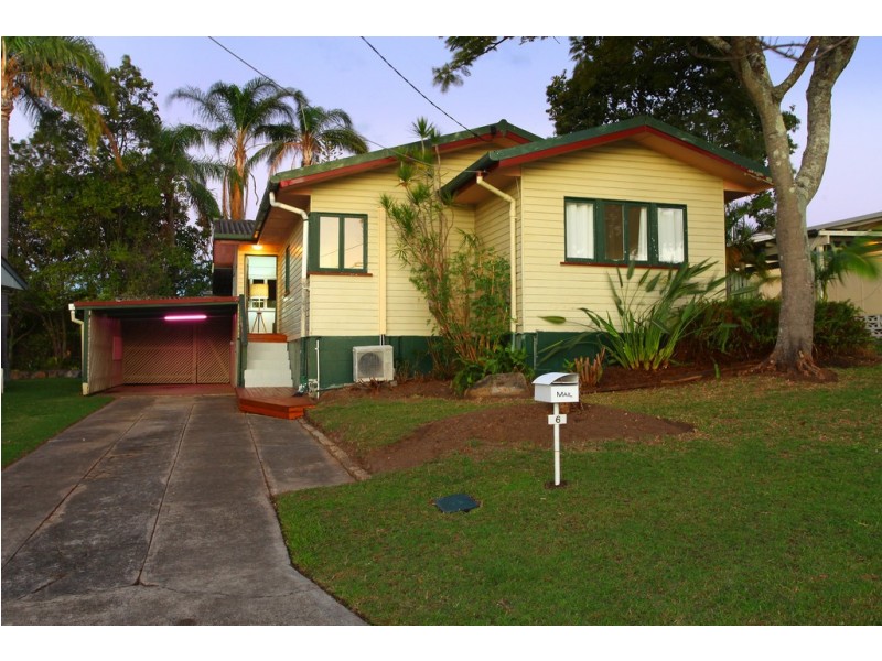 6 Joan Street, Southport QLD 4215