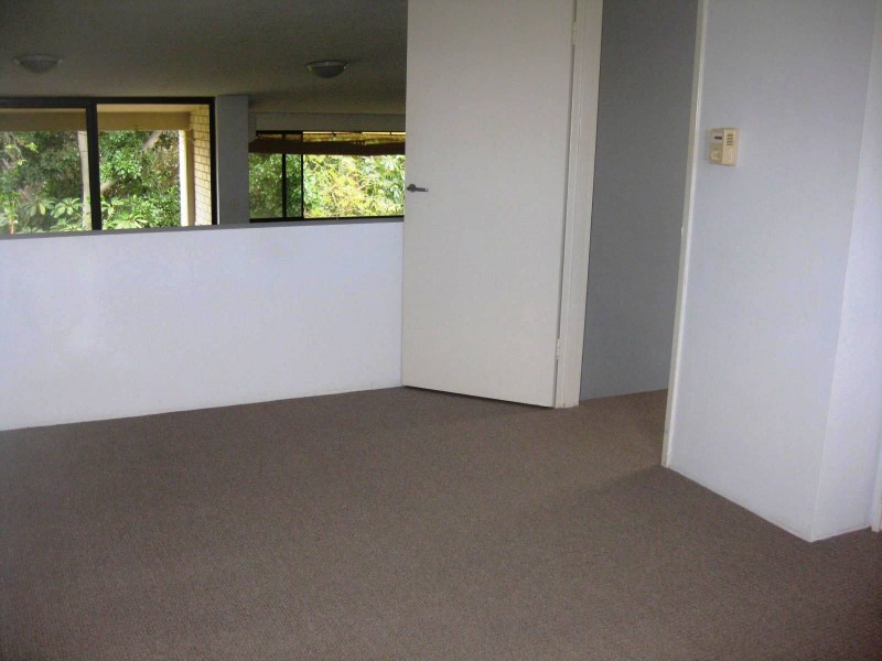 11/20 Rudd St, Broadbeach Waters QLD 4218