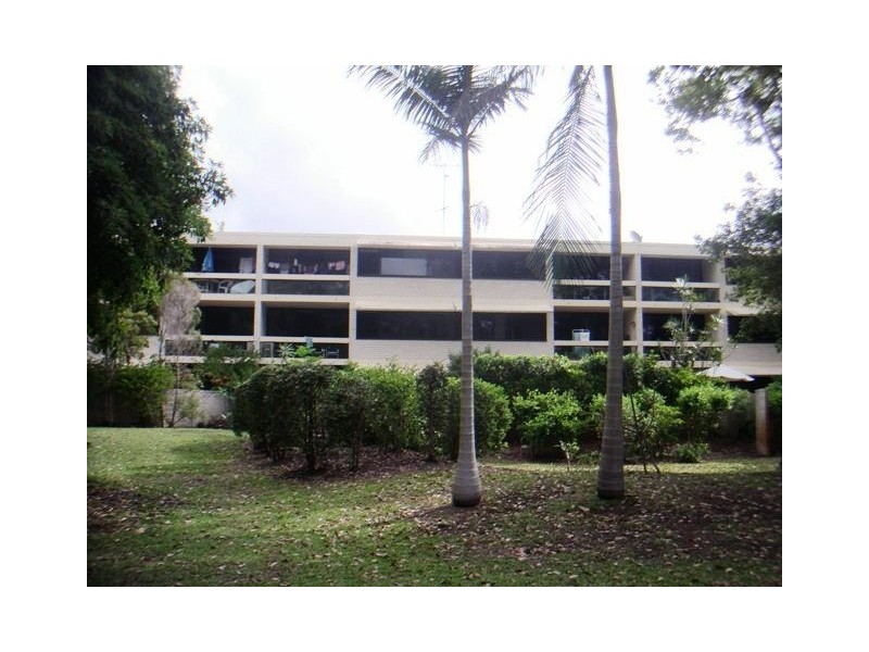 11/20 Rudd St, Broadbeach Waters QLD 4218