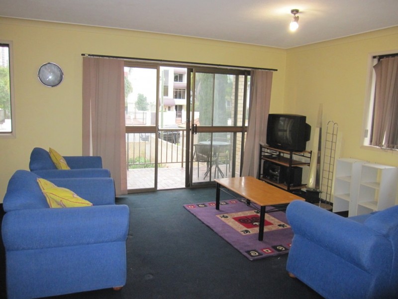 5/14 St Kilda Ave, Broadbeach QLD 4218