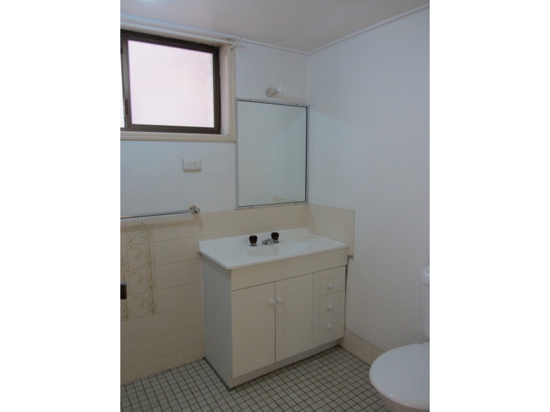 5/14 St Kilda Ave, Broadbeach QLD 4218