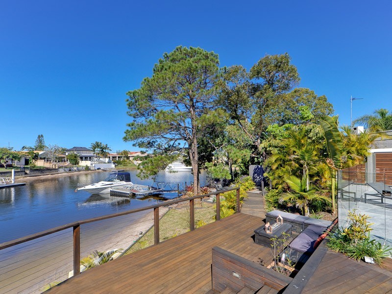 2 Laurel Court, Sorrento QLD 4217