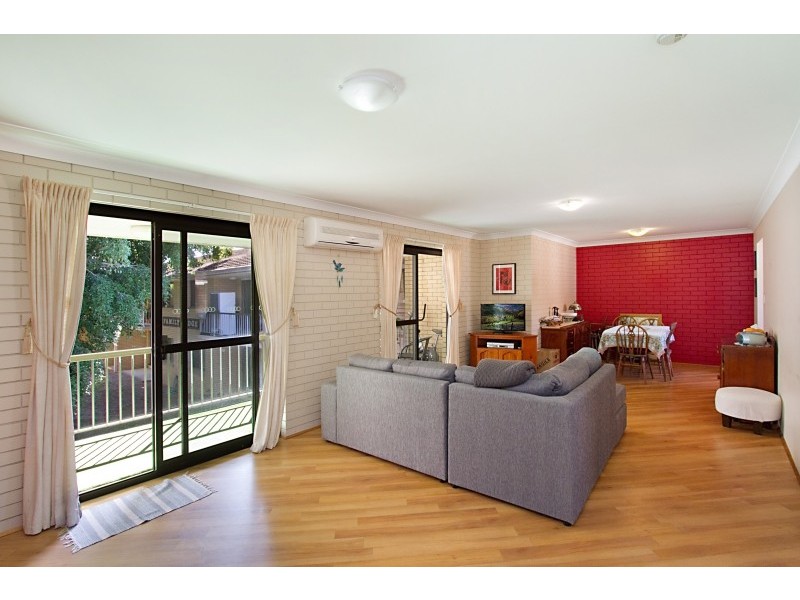 11 ‘Family Lodge’ 22 Duet Drive, Mermaid Waters QLD 4218