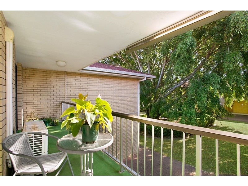 11 ‘Family Lodge’ 22 Duet Drive, Mermaid Waters QLD 4218