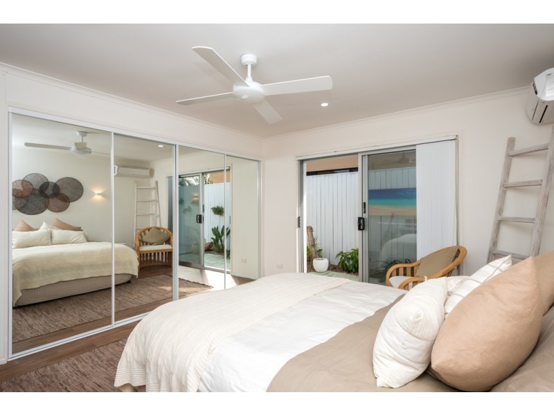 143 Bayview Street, Runaway Bay QLD 4216