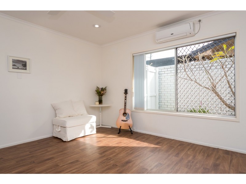 143 Bayview Street, Runaway Bay QLD 4216