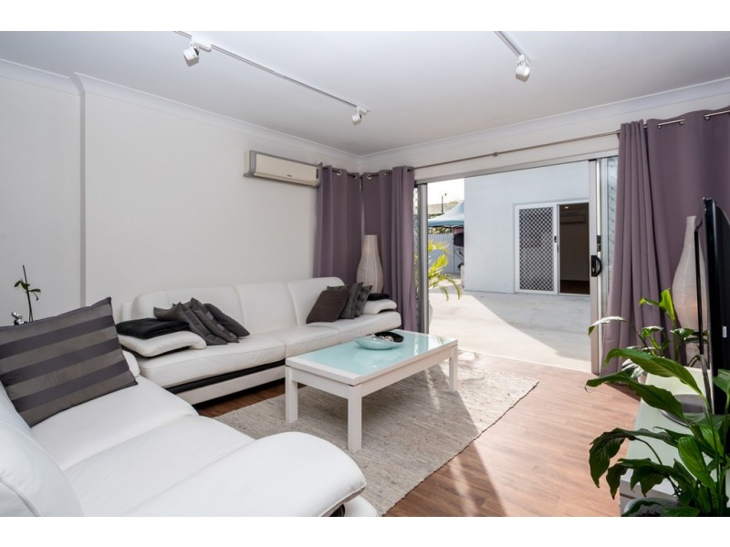 143 Bayview Street, Runaway Bay QLD 4216