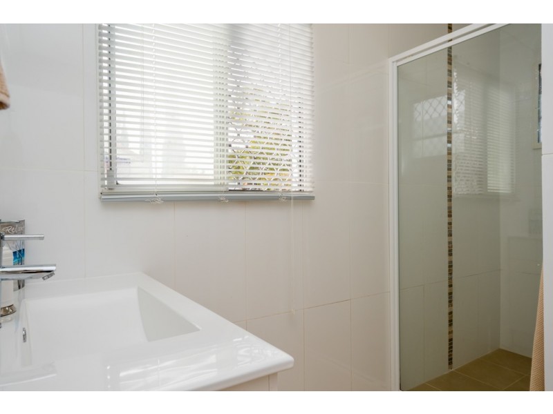 143 Bayview Street, Runaway Bay QLD 4216