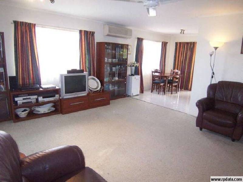 28 Veivers Street, Macgregor QLD 4109