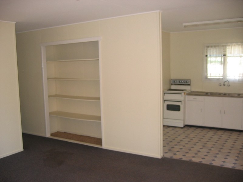 27 Pamela Crescent, Woodridge QLD 4114