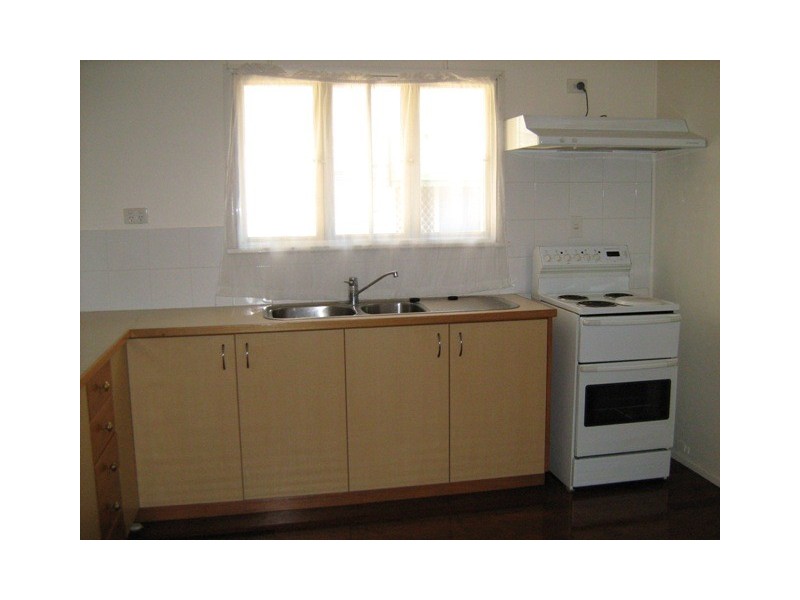 977 Boundary Road, Coopers Plains QLD 4108