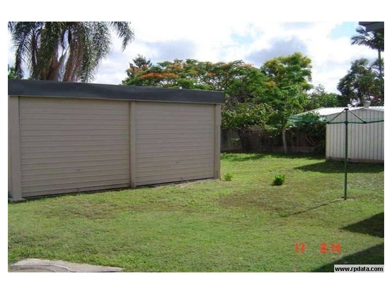 32 Manchester Street, Eight Mile Plains QLD 4113