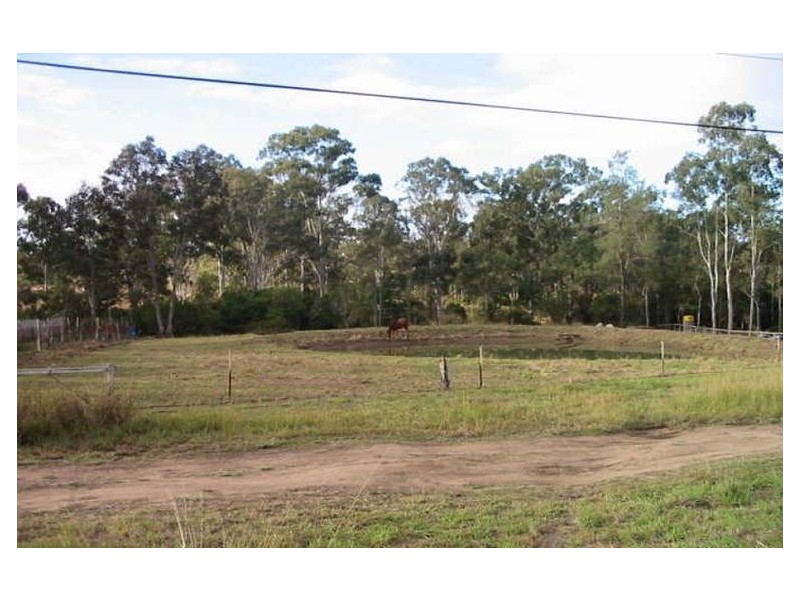 134 Sharon Drive, North Maclean QLD 4280