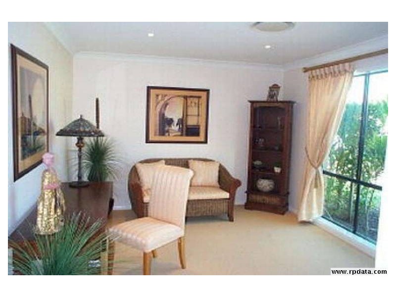 10 Juniper Ct, Stretton QLD 4116