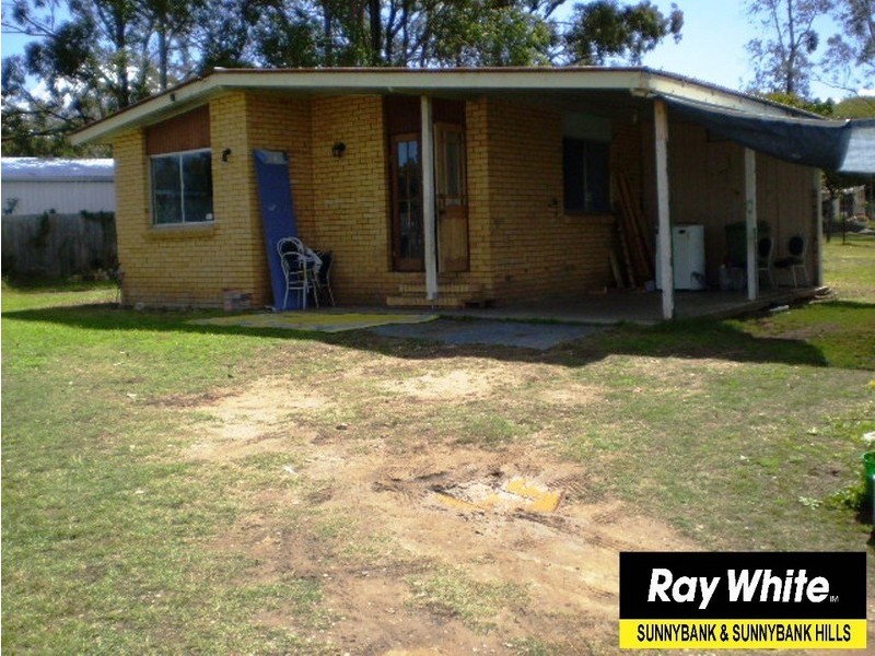 110 Railway Parade, Woodridge QLD 4114
