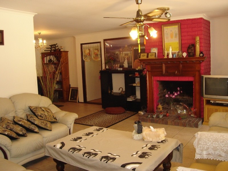 106 Padstow Road, Eight Mile Plains QLD 4113