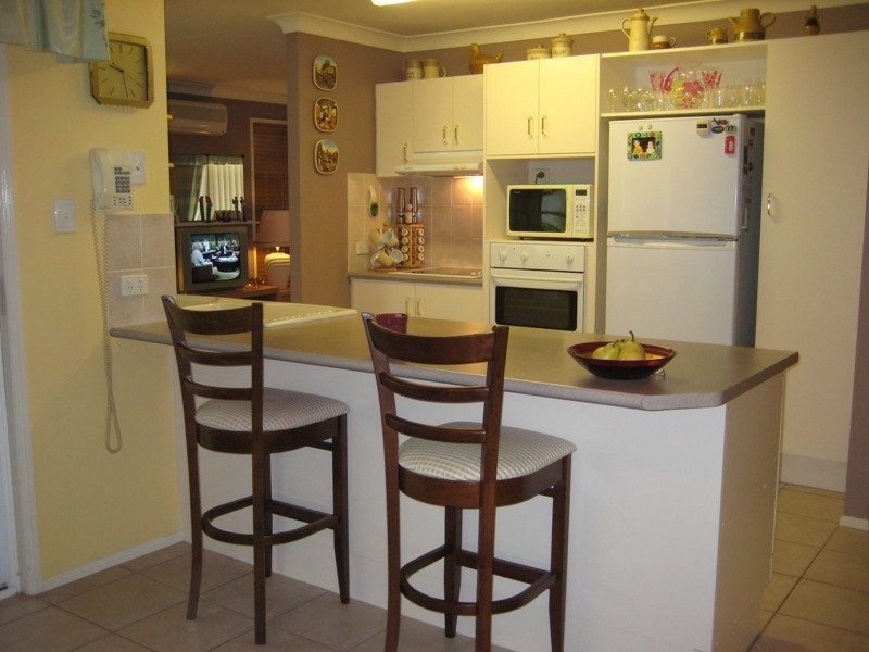 10 Thomas Court, Calamvale QLD 4116