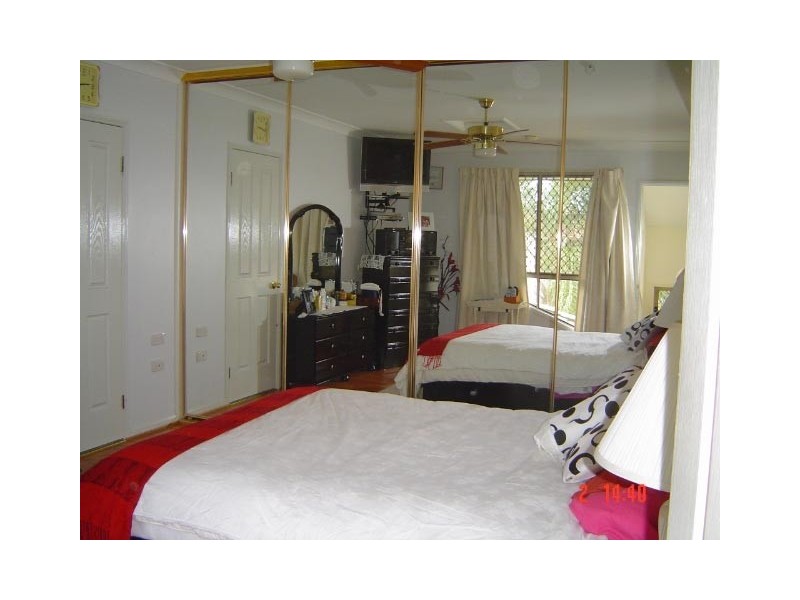 15 Hellawell Road, Sunnybank Hills QLD 4109